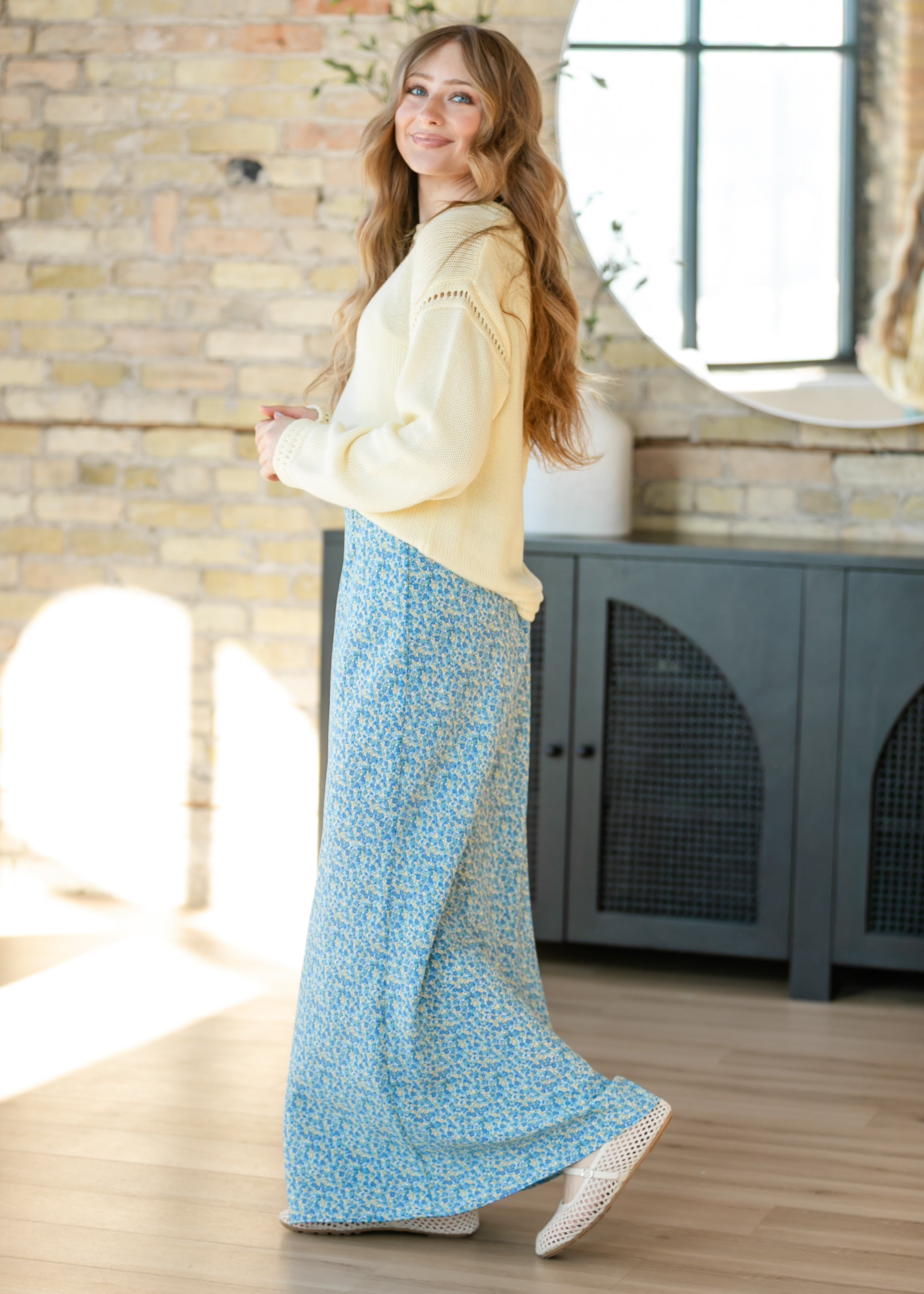 Things Between® Kira Blue Floral Maxi Skirt